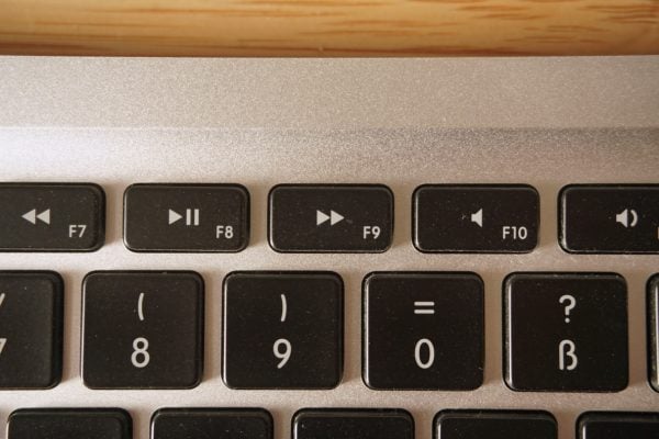macbook pro uniboday topcase keys